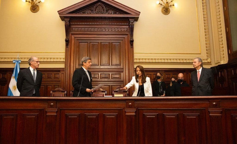 Jura como miembro titular del Consejo de la Magistratura de la Nación