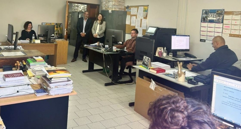 Jurisdicción General Roca: entrega de 132 PCs de última generación 