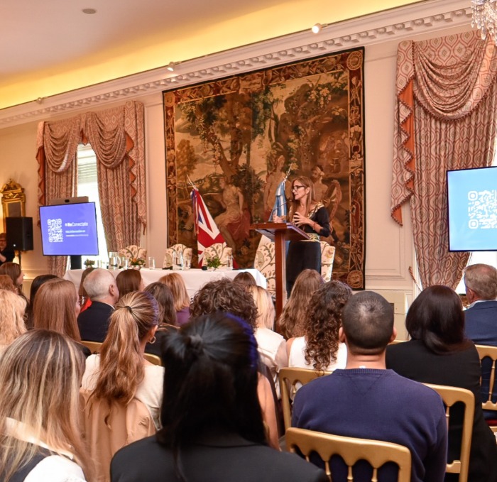 Lanzamiento de la plataforma gratuita ReCONECTATE