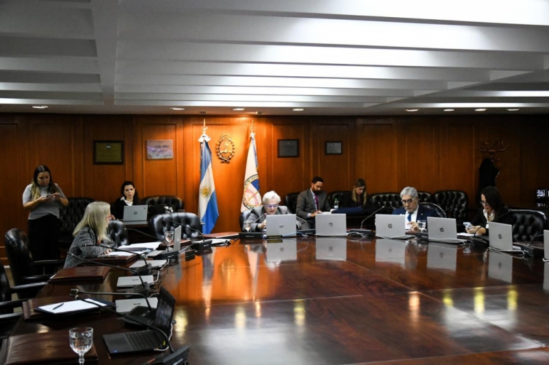 Actividad de Comisión: Entrevistas personales Concurso Nro. 498